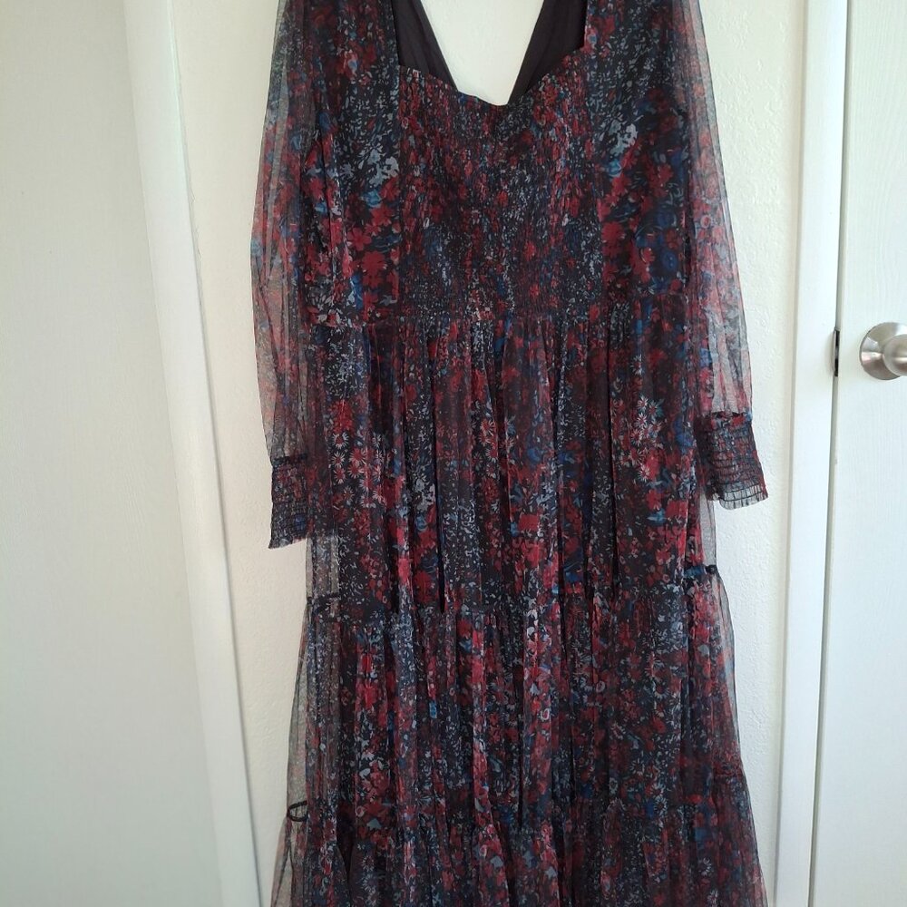 Curveins Plus Size V-Neck Flower Print Lantern Sleeve Tiered Maxi Dress - Picture 12 of 16